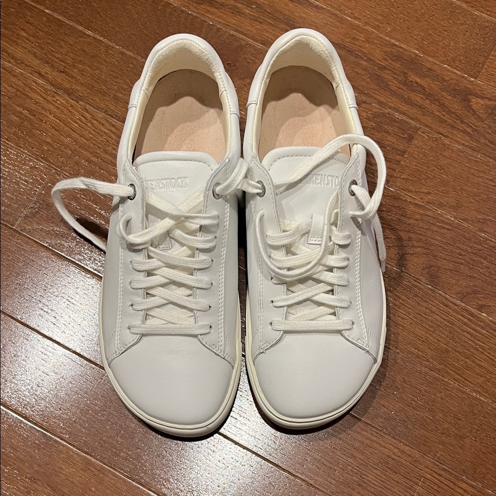 Like new Birkenstock lace ups